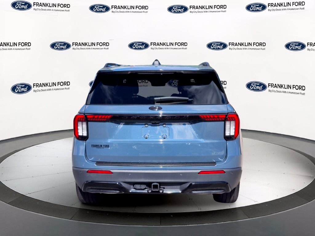 Certified 2025 Ford Explorer ST-Line w/ Premium Package AWD/4WD image 4