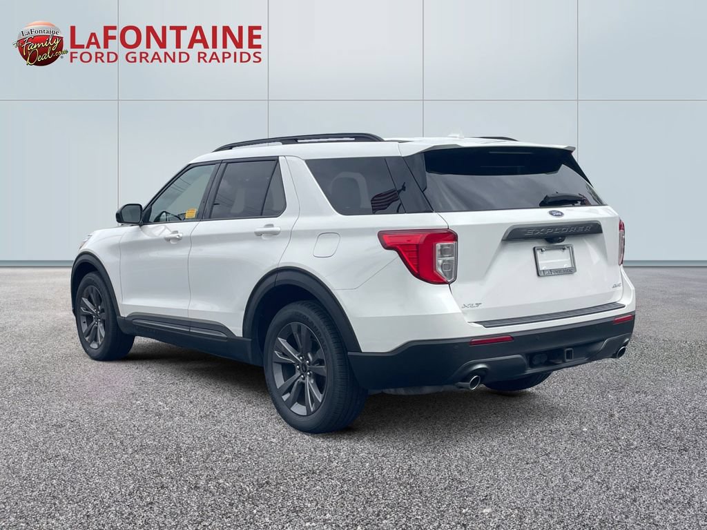 Certified 2023 Ford Explorer XLT w/ Equipment Group 202A AWD/4WD image 5