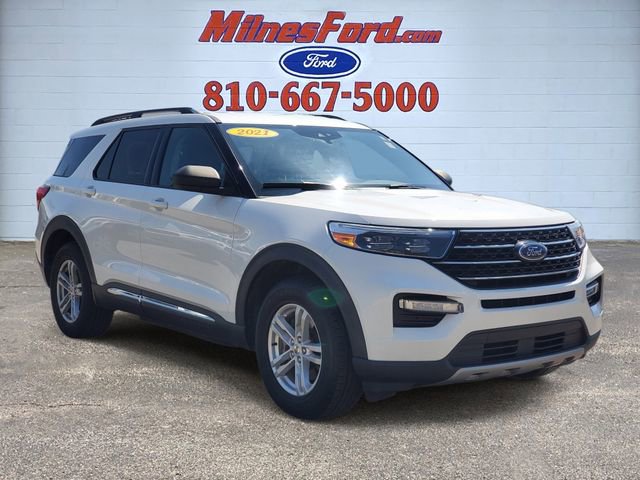 Certified 2021 Ford Explorer XLT w/ Equipment Group 202A image 2