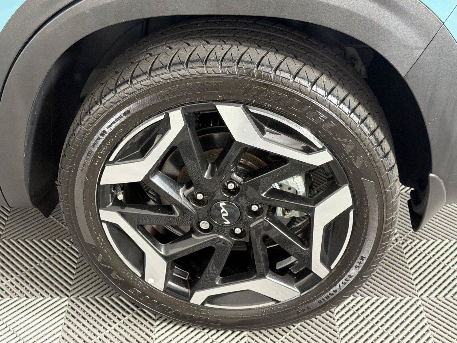 Used 2024 Kia Seltos SX AWD/4WD image 19