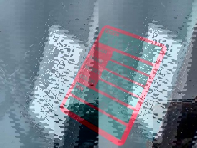 Used 2025 Toyota Prius XLE image 31