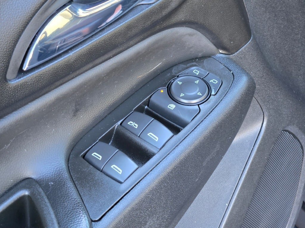 Used 2022 Chevrolet Equinox LT image 18