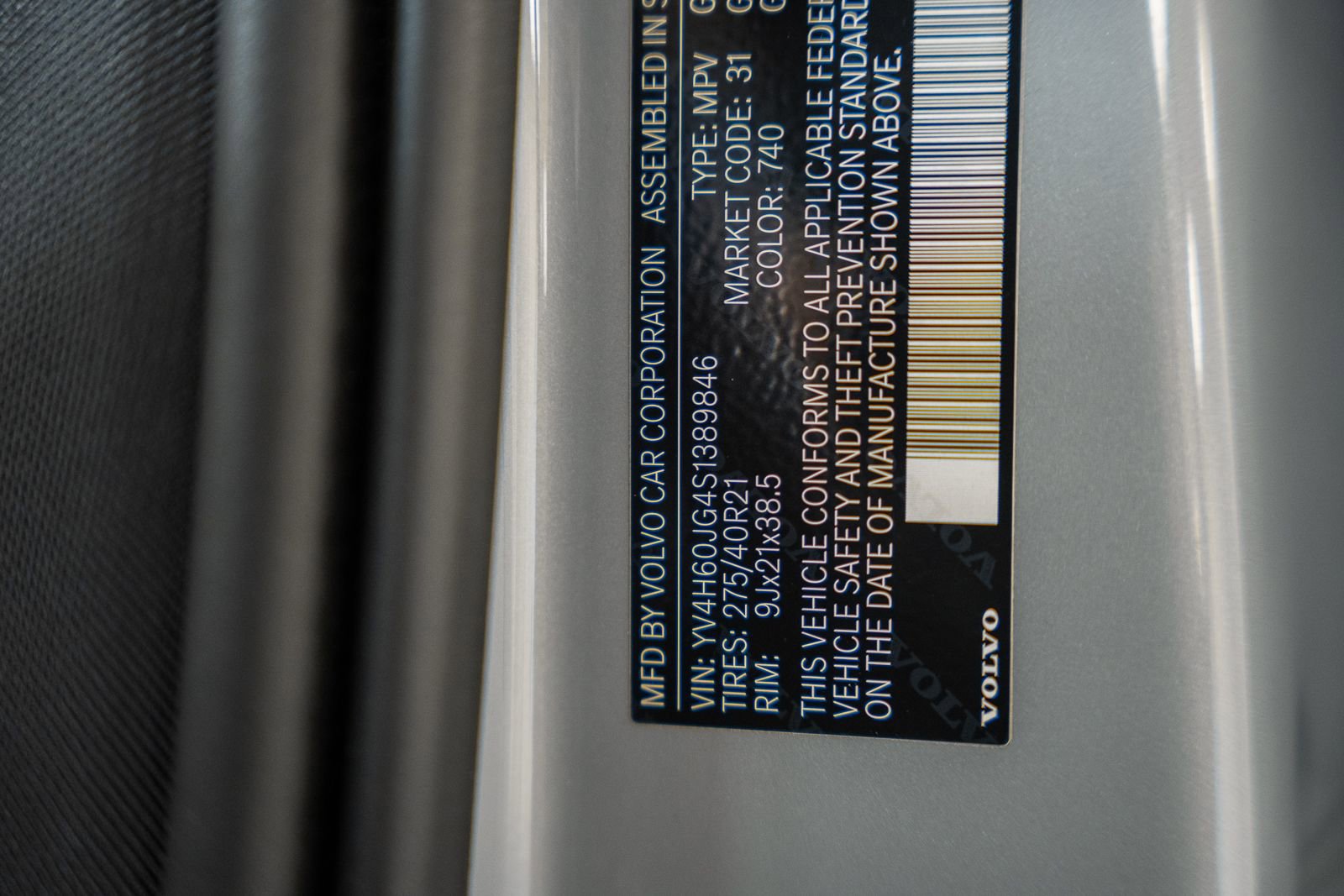 Used 2025 Volvo XC90 T8 Ultra w/ Protection Package Premier image 48