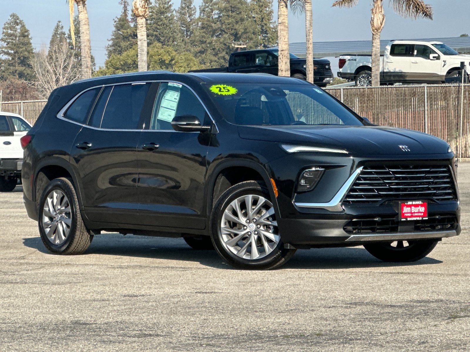 Used 2025 Buick Enclave Preferred image 8