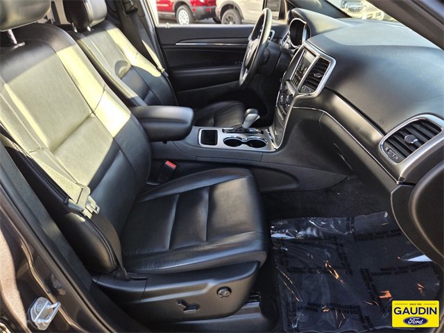 Used 2018 Jeep Grand Cherokee Limited image 16