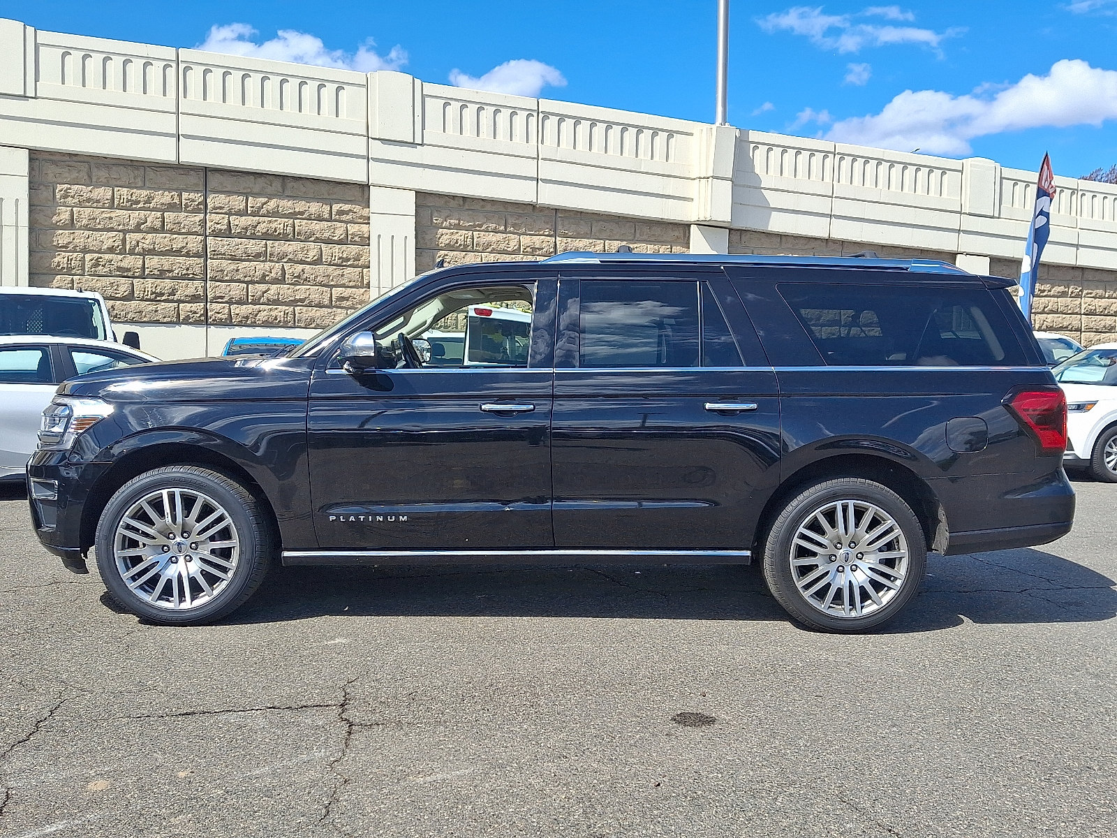 Certified 2023 Ford Expedition Max Platinum AWD/4WD image 7