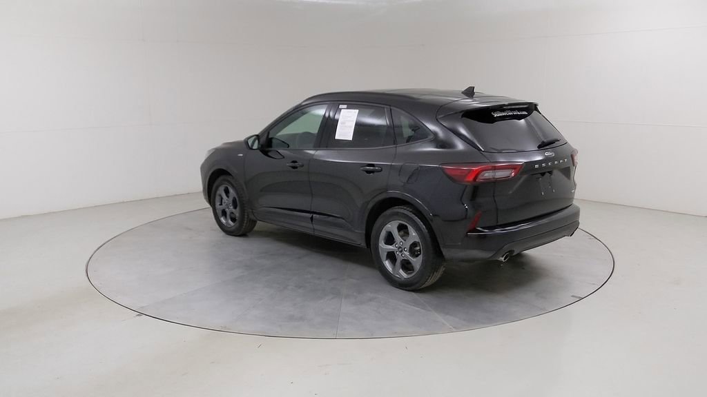 Certified 2024 Ford Escape ST-Line w/ Tech Pack #1 AWD/4WD image 17
