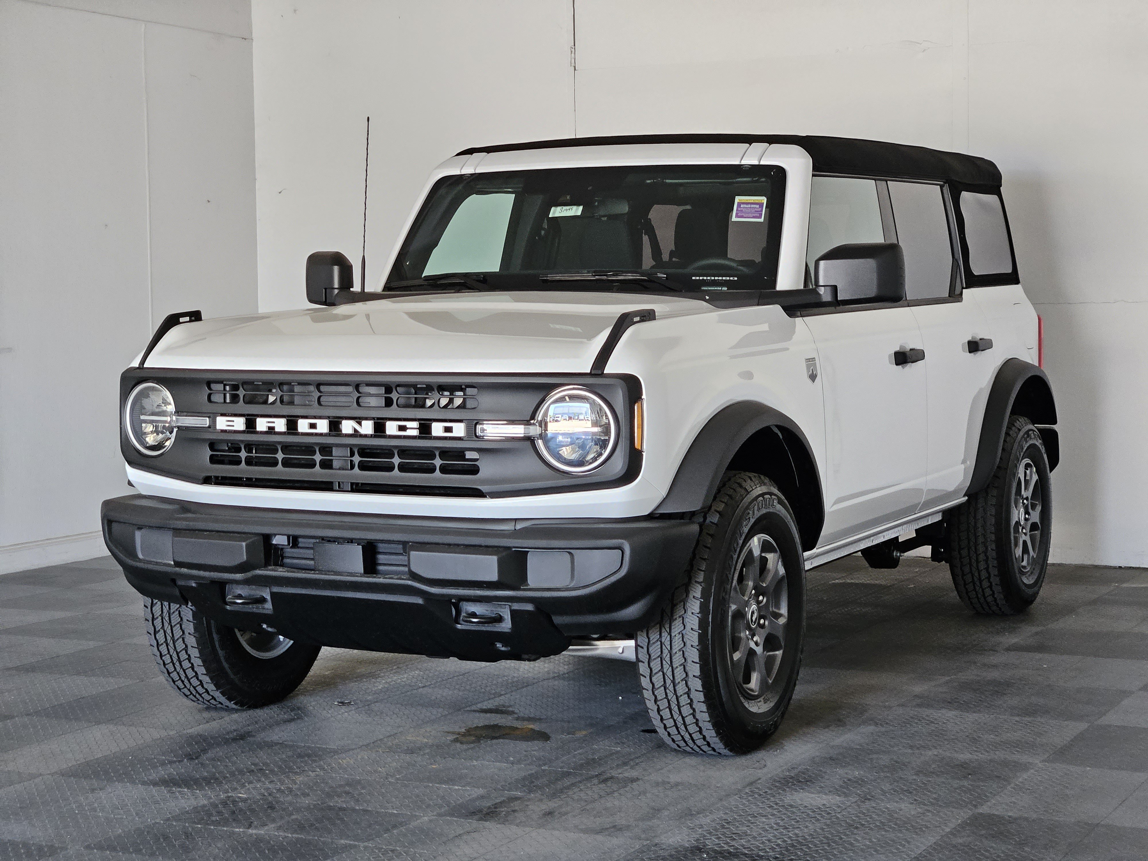 Certified 2025 Ford Bronco Big Bend AWD/4WD image 2