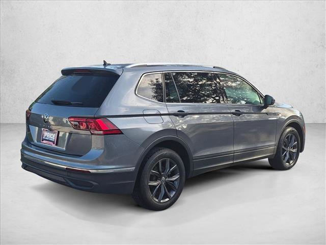 Used 2022 Volkswagen Tiguan SE FWD image 5