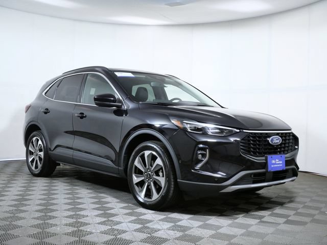 Certified 2023 Ford Escape Platinum w/ Premium Technology Package