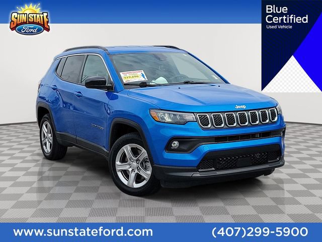 Used 2024 Jeep Compass Latitude AWD/4WD image 1