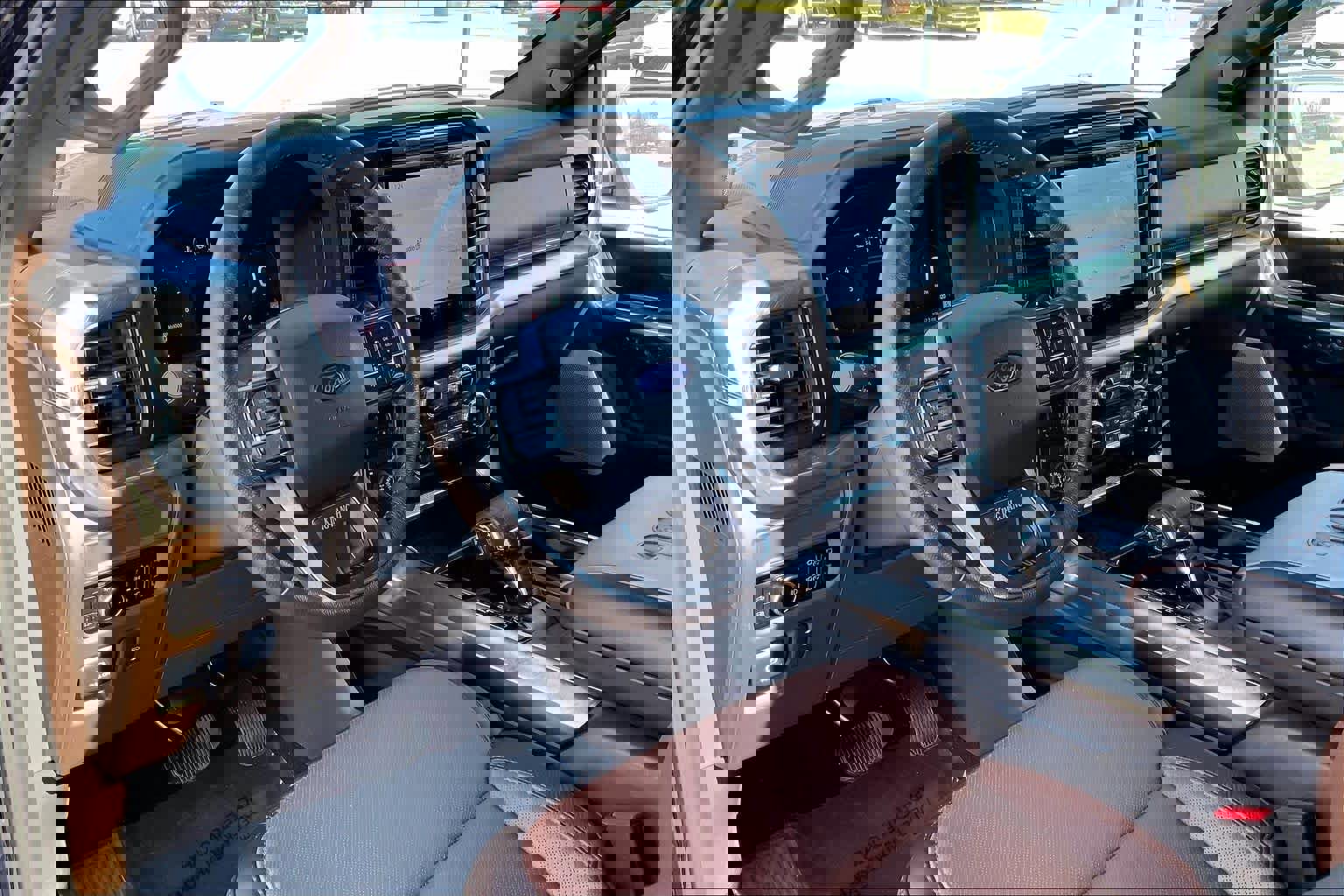 Certified 2025 Ford F150 King Ranch image 18