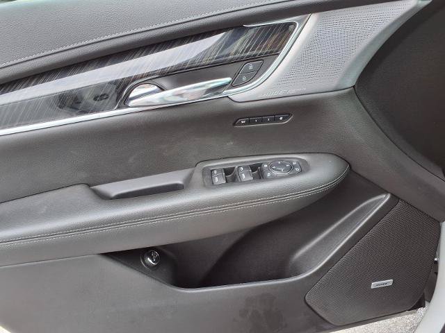 Used 2020 Cadillac XT6 Premium Luxury AWD/4WD image 17