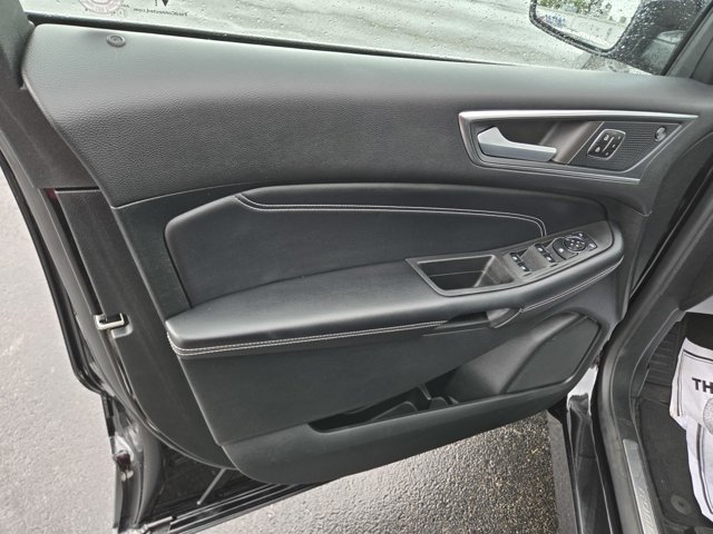 Certified 2023 Ford Edge Titanium AWD/4WD image 38