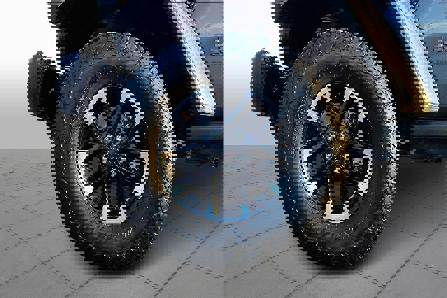 Used 2025 Jeep Wrangler Unlimited Rubicon image 12