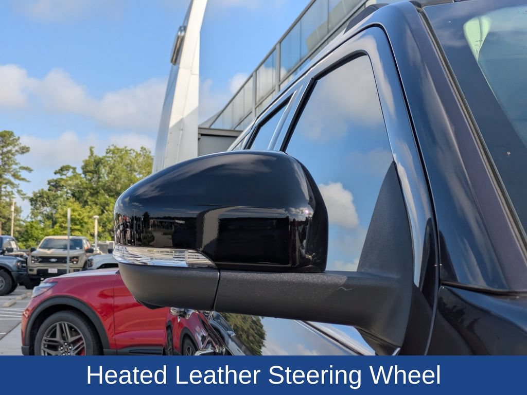 Certified 2025 Ford Expedition Max Platinum w/ Platinum Ultimate Package AWD/4WD image 11