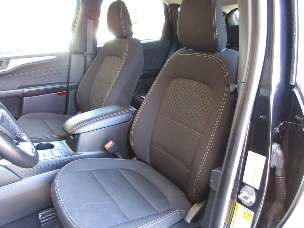 Certified 2024 Ford Escape Active FWD image 11