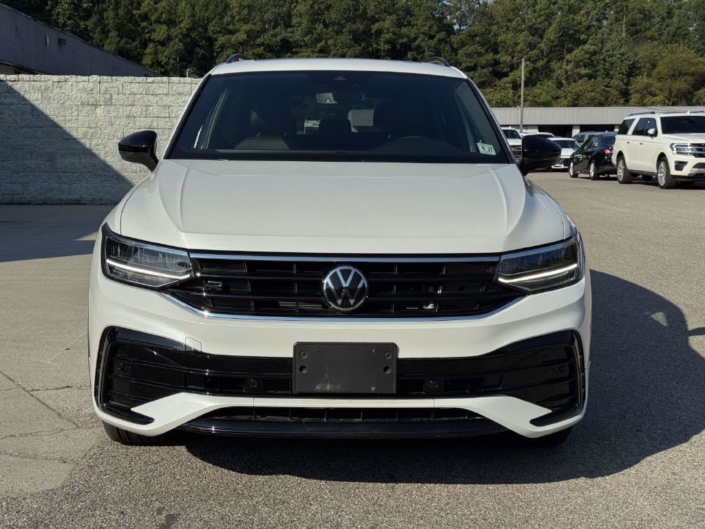 Used 2022 Volkswagen Tiguan SE R-Line AWD/4WD image 27