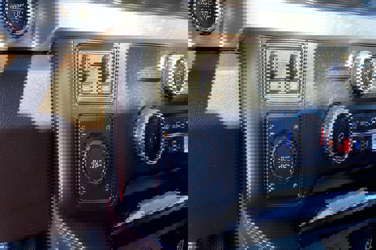 Certified 2024 Ford F250 King Ranch image 31