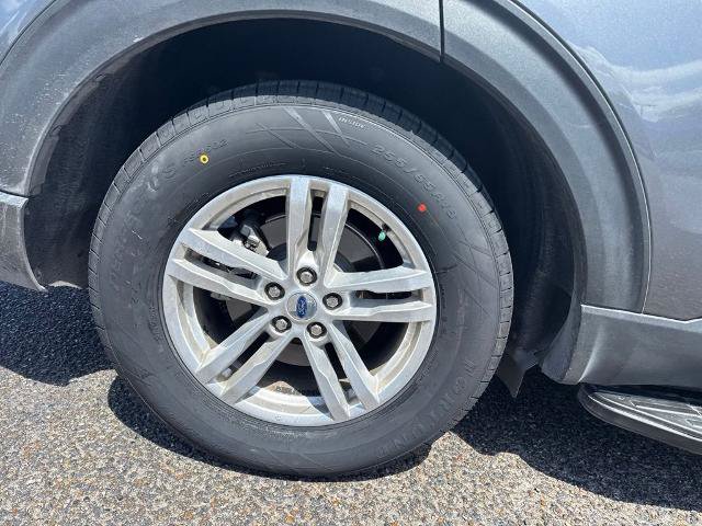 Certified 2023 Ford Explorer XLT RWD image 10