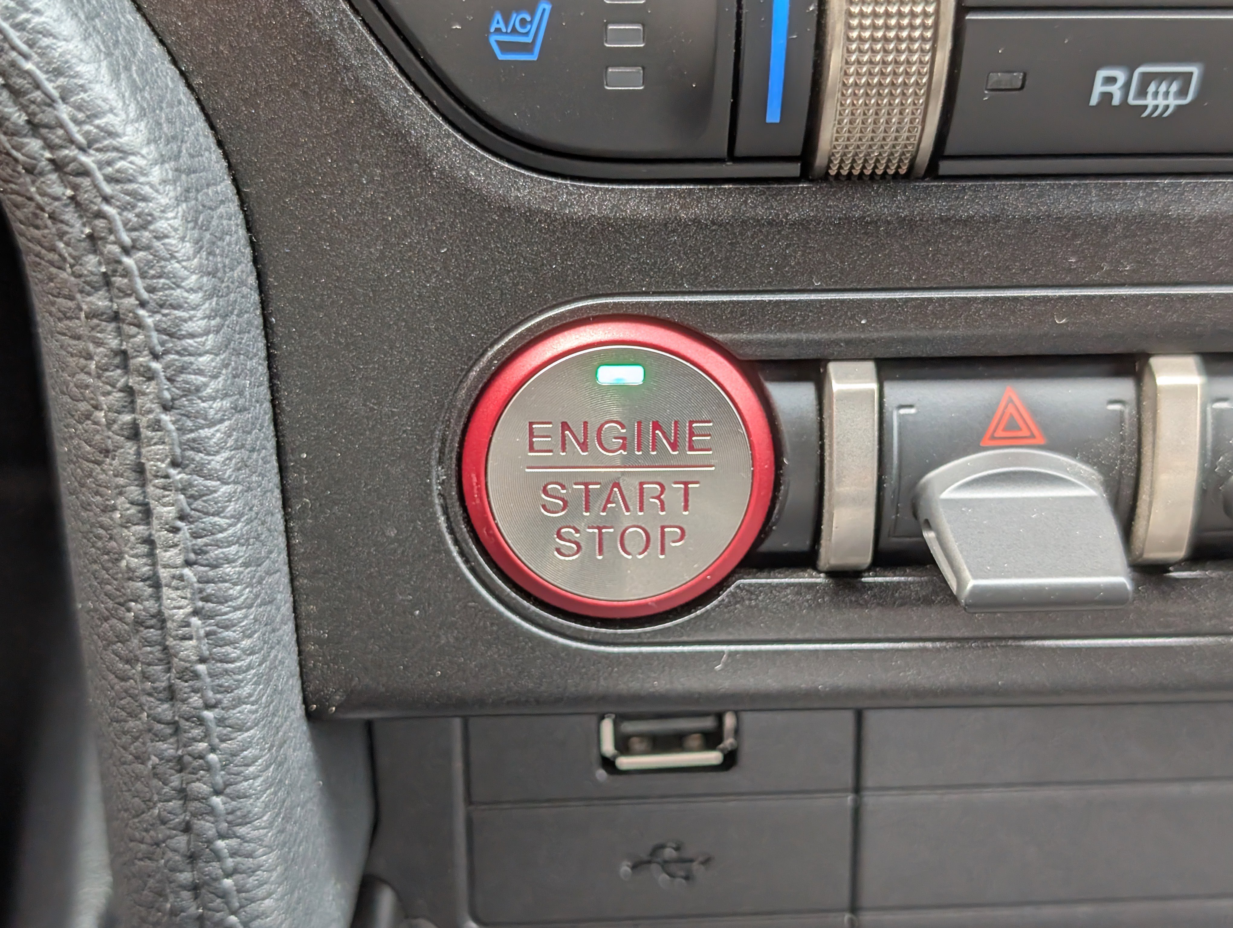 Certified 2021 Ford Mustang Shelby GT500 w/ Carbon Fiber Handling Package image 22