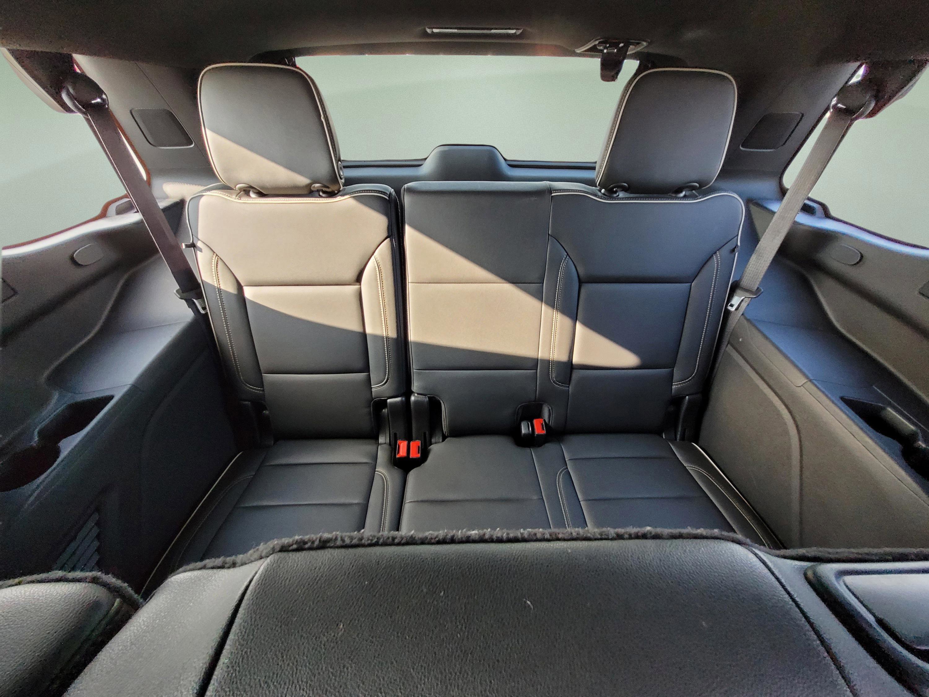 Used 2021 GMC Yukon SLT AWD/4WD image 17