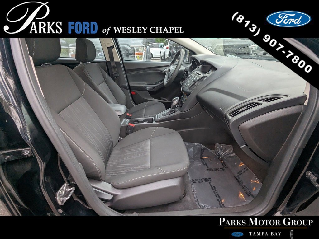 Certified 2016 Ford Focus SE image 10