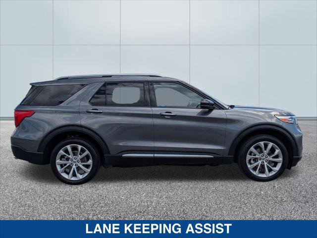 Certified 2023 Ford Explorer Platinum w/ Technology Package AWD/4WD image 2