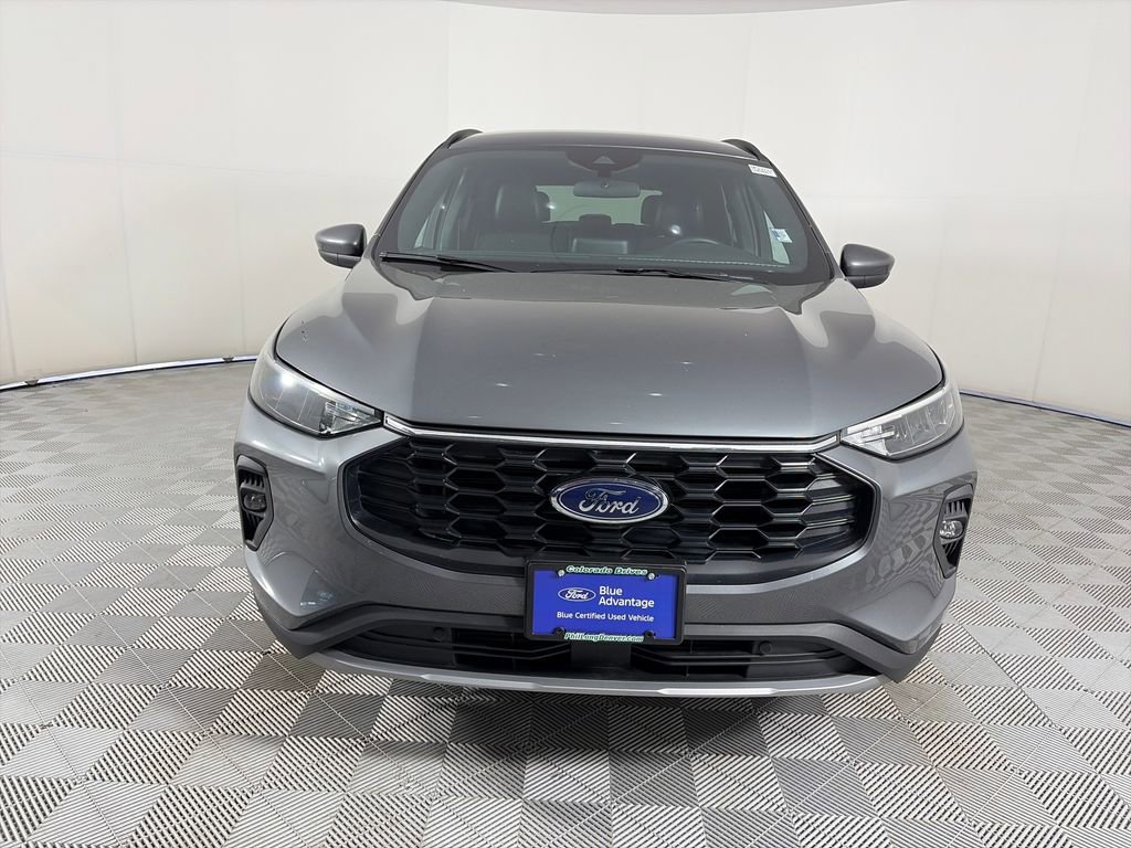 Certified 2025 Ford Escape ST-Line Select AWD/4WD image 2