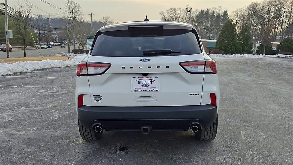 Certified 2022 Ford Escape SEL w/ SEL Stealth AWD Package image 6