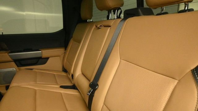 Certified 2025 Ford F250 Lariat w/ Lariat Ultimate Package AWD/4WD image 12
