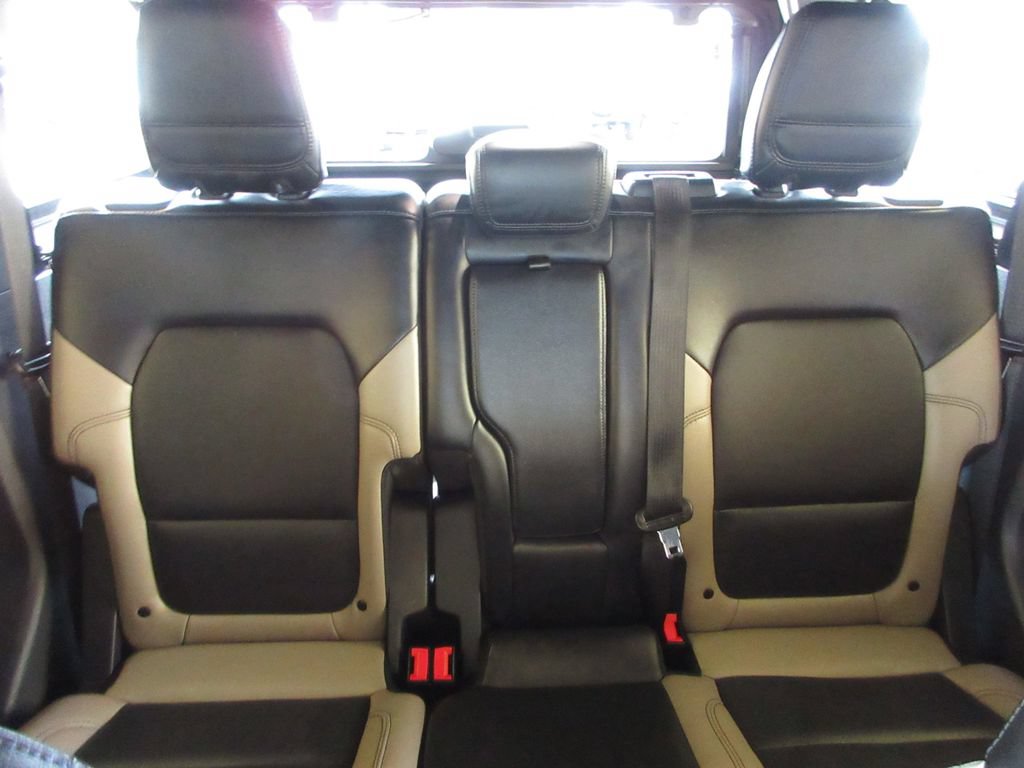 Certified 2024 Ford Bronco Wildtrak AWD/4WD image 24