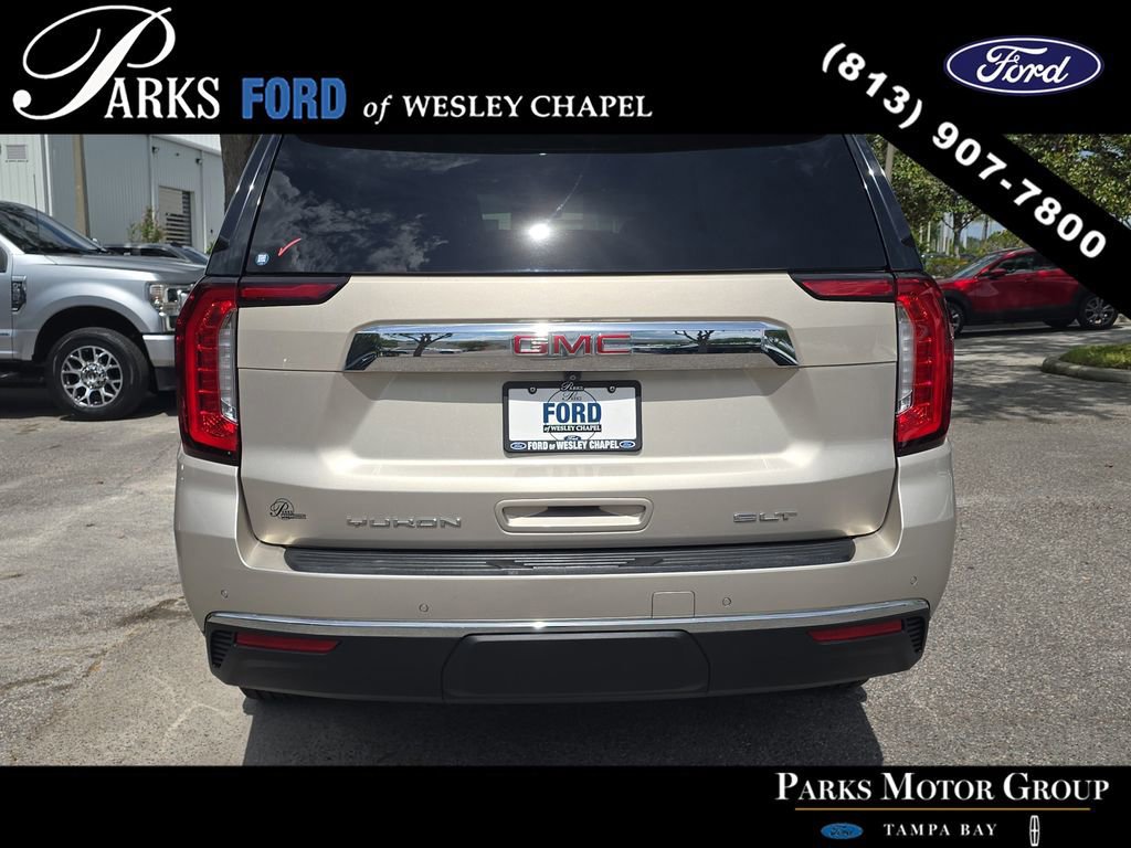 Used 2021 GMC Yukon SLT w/ SLT Luxury Plus Package AWD/4WD image 4