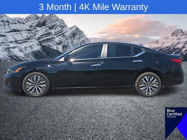 Used 2024 Nissan Altima 2.5 SV w/ SV Premium Package AWD/4WD image 16