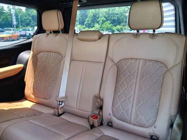 Used 2022 Jeep Grand Wagoneer Series III w/ Rear Seat Video Group 1 AWD/4WD image 30