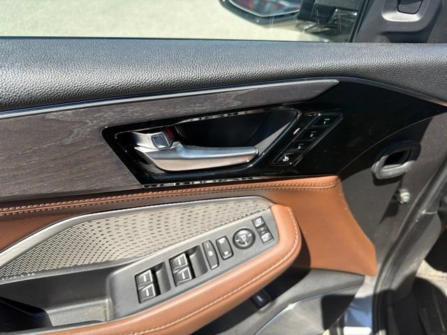 Used 2022 Acura MDX w/ Advance Package AWD/4WD image 6