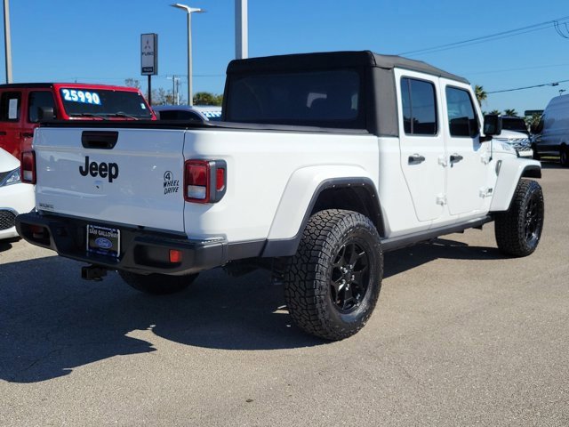 Used 2022 Jeep Gladiator Sport image 4