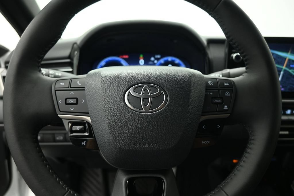 Used 2026 Toyota Camry XSE FWD image 10