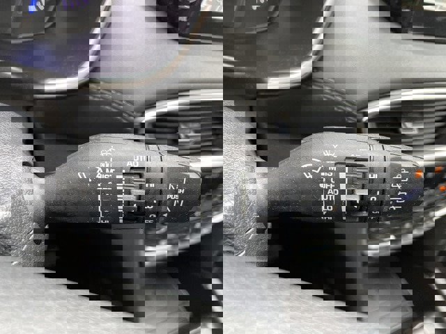 Used 2020 Hyundai Santa Fe Limited image 31