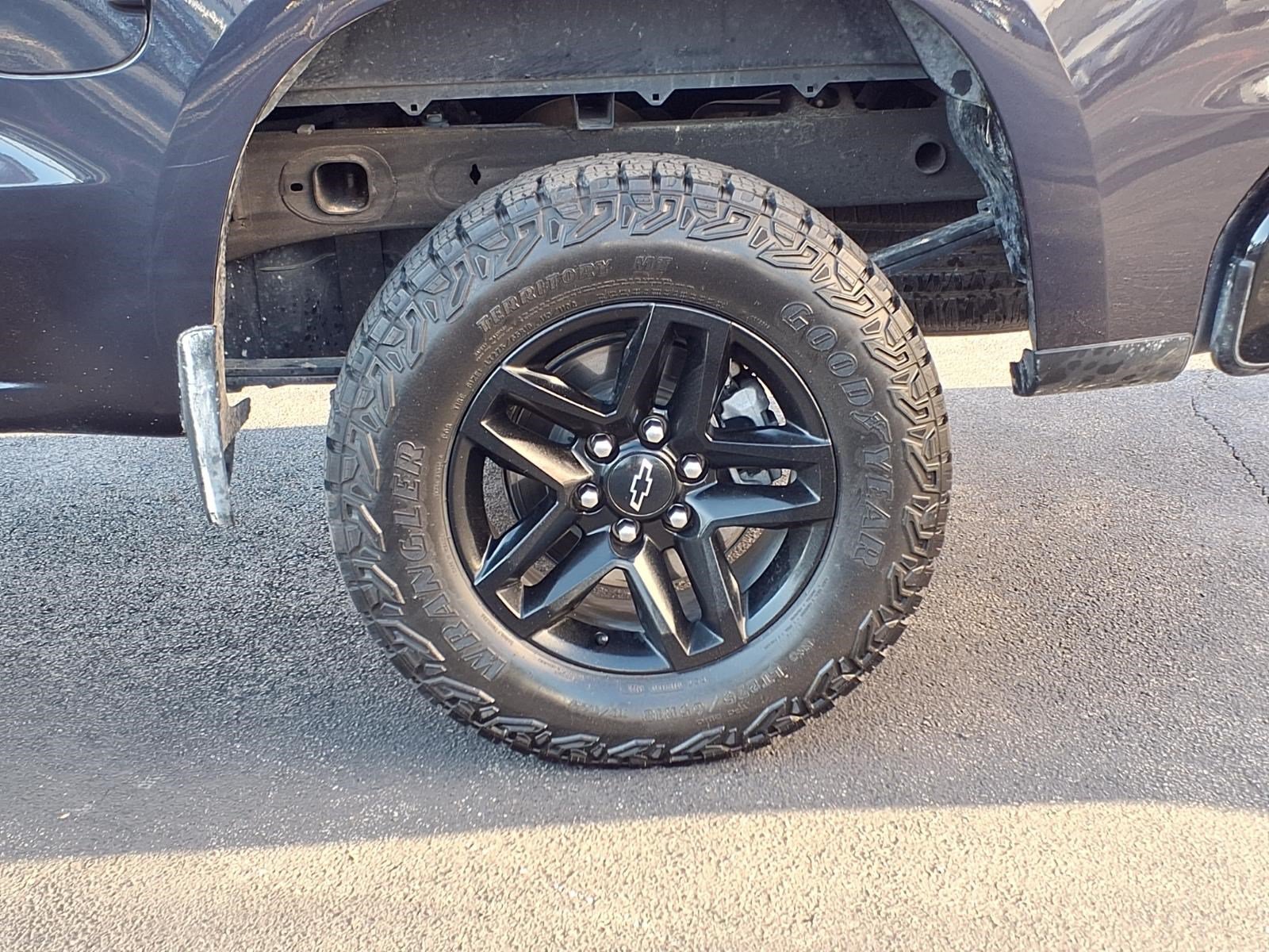 Used 2024 Chevrolet Silverado 1500 Custom Trail Boss AWD/4WD image 9