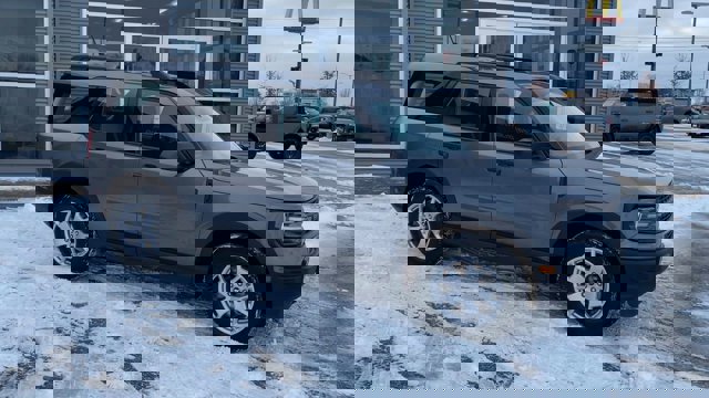 Certified 2021 Ford Bronco Sport image 3