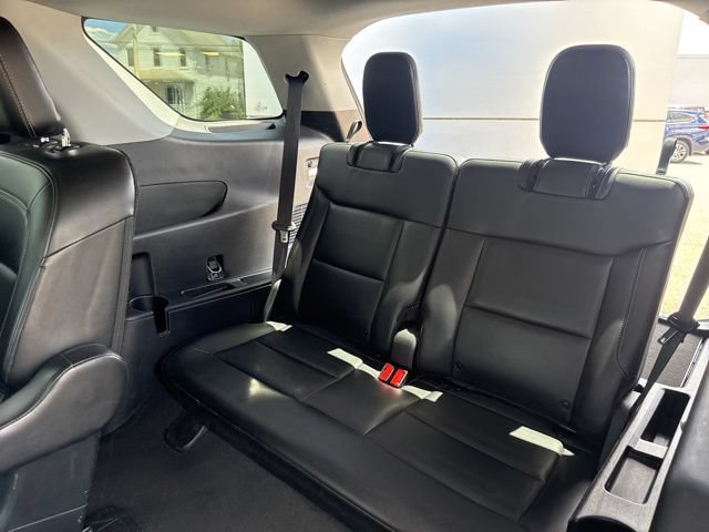 Certified 2022 Ford Explorer XLT w/ Equipment Group 202A AWD/4WD image 43