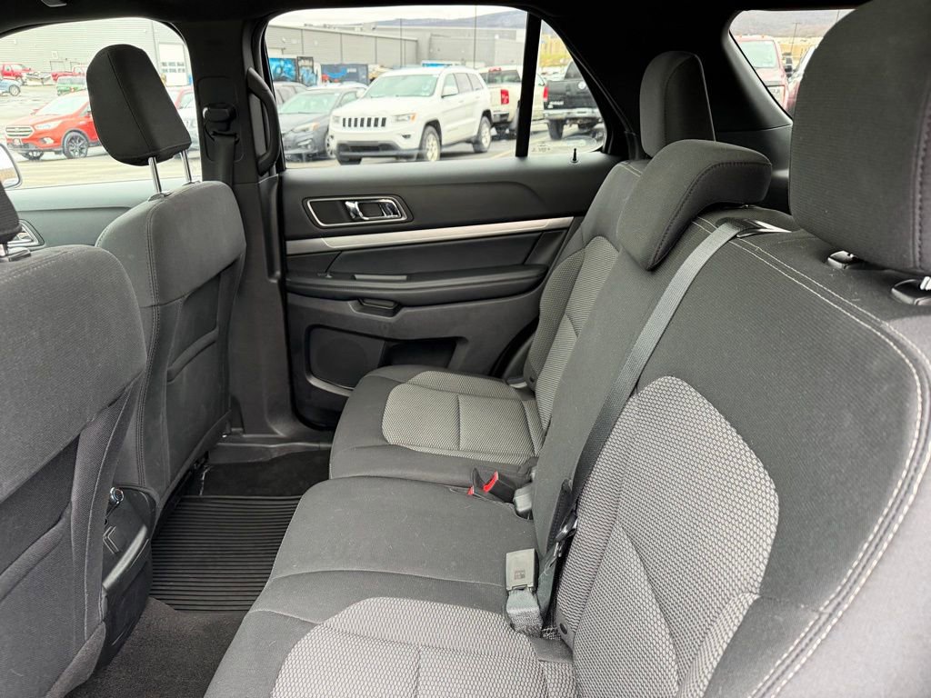 Certified 2019 Ford Explorer XLT w/ Equipment Group 201A image 12