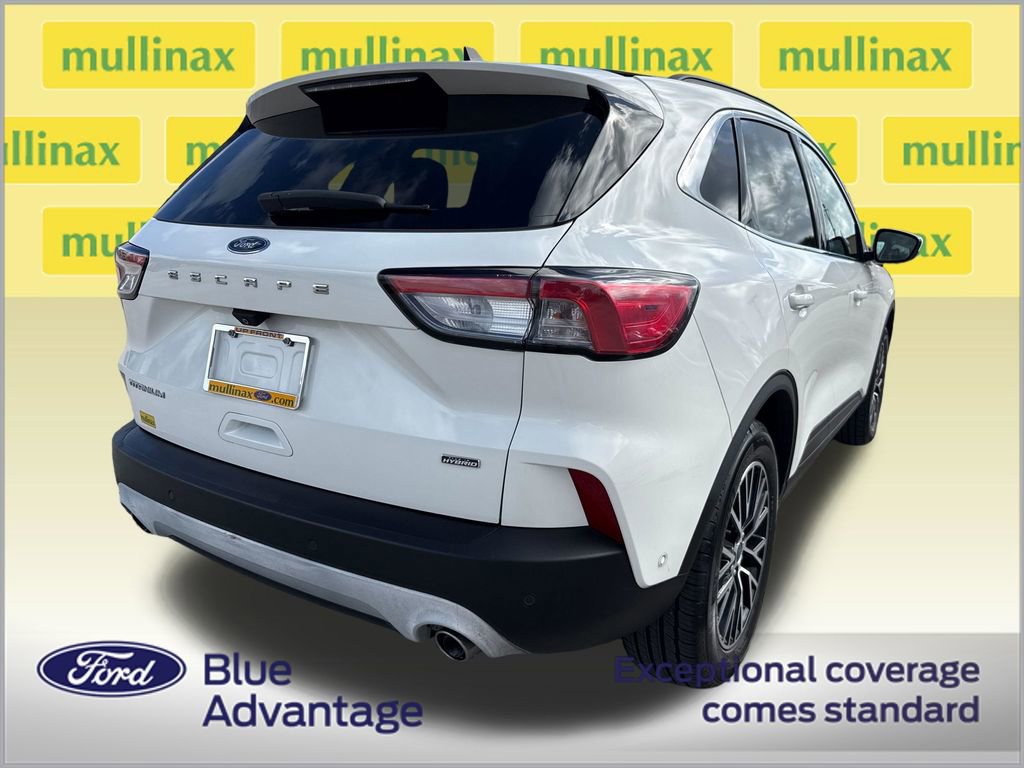 Certified 2022 Ford Escape Titanium w/ Titanium Premium Package image 4