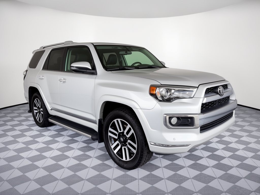 Used 2018 Toyota 4Runner Limited AWD/4WD image 7