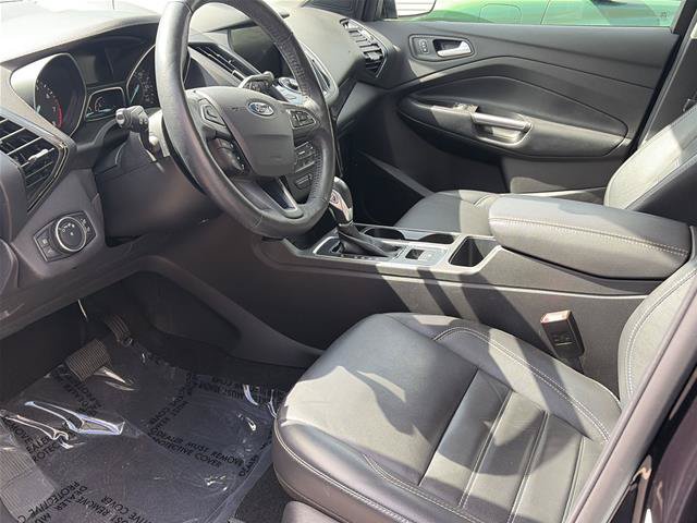 Certified 2019 Ford Escape Titanium AWD/4WD image 17
