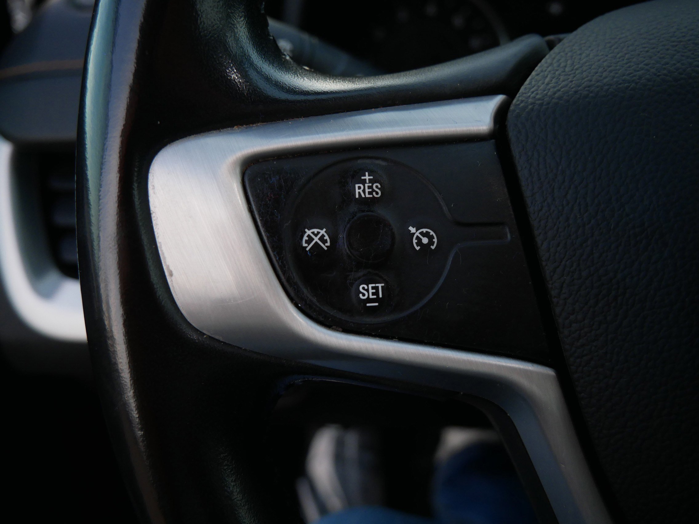 Used 2018 GMC Terrain SLE w/ Driver Convenience Package image 28