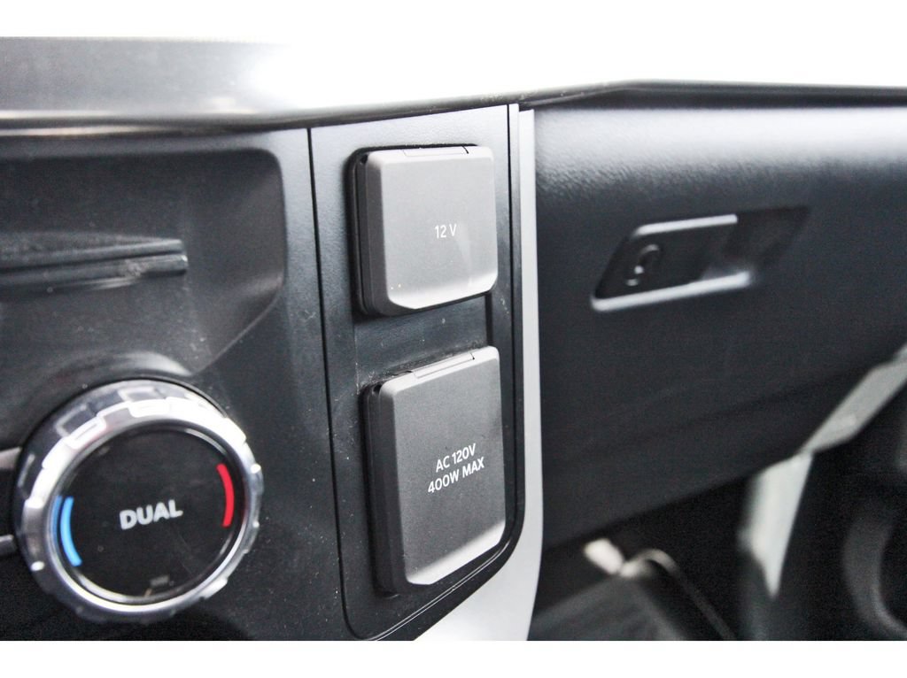 Certified 2024 Ford F150 Lariat w/ FX4 Off-Road Package AWD/4WD image 29