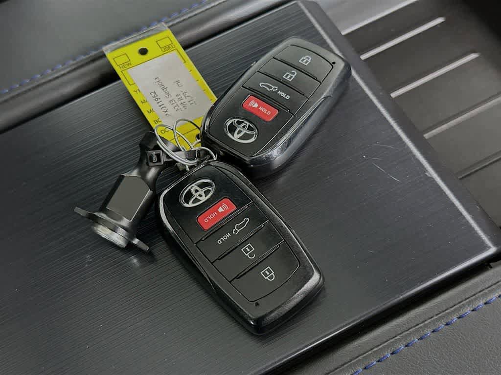Used 2023 Toyota Sequoia Platinum AWD/4WD image 22