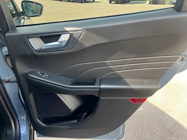 Certified 2023 Ford Escape Platinum AWD/4WD image 13